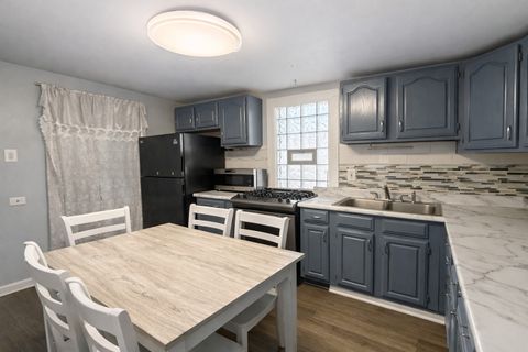 Tiny photo for 2310 Cuyler Avenue, Berwyn, IL 60402 (MLS # 12593996)