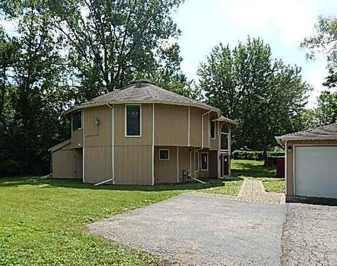 Photo of Palatine, IL 60067 (MLS # 12743840)