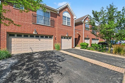 Tiny photo for 994 Kensington Drive, Northbrook, IL 60062 (MLS # 12730061)