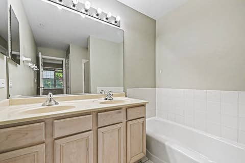Tiny photo for 994 Kensington Drive, Northbrook, IL 60062 (MLS # 12730061)