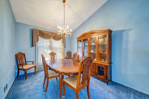 Tiny photo for 445 Fordham Place, Roselle, IL 60172 (MLS # 12484977)