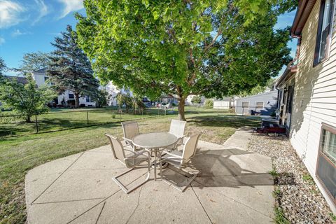 Tiny photo for 445 Fordham Place, Roselle, IL 60172 (MLS # 12484977)