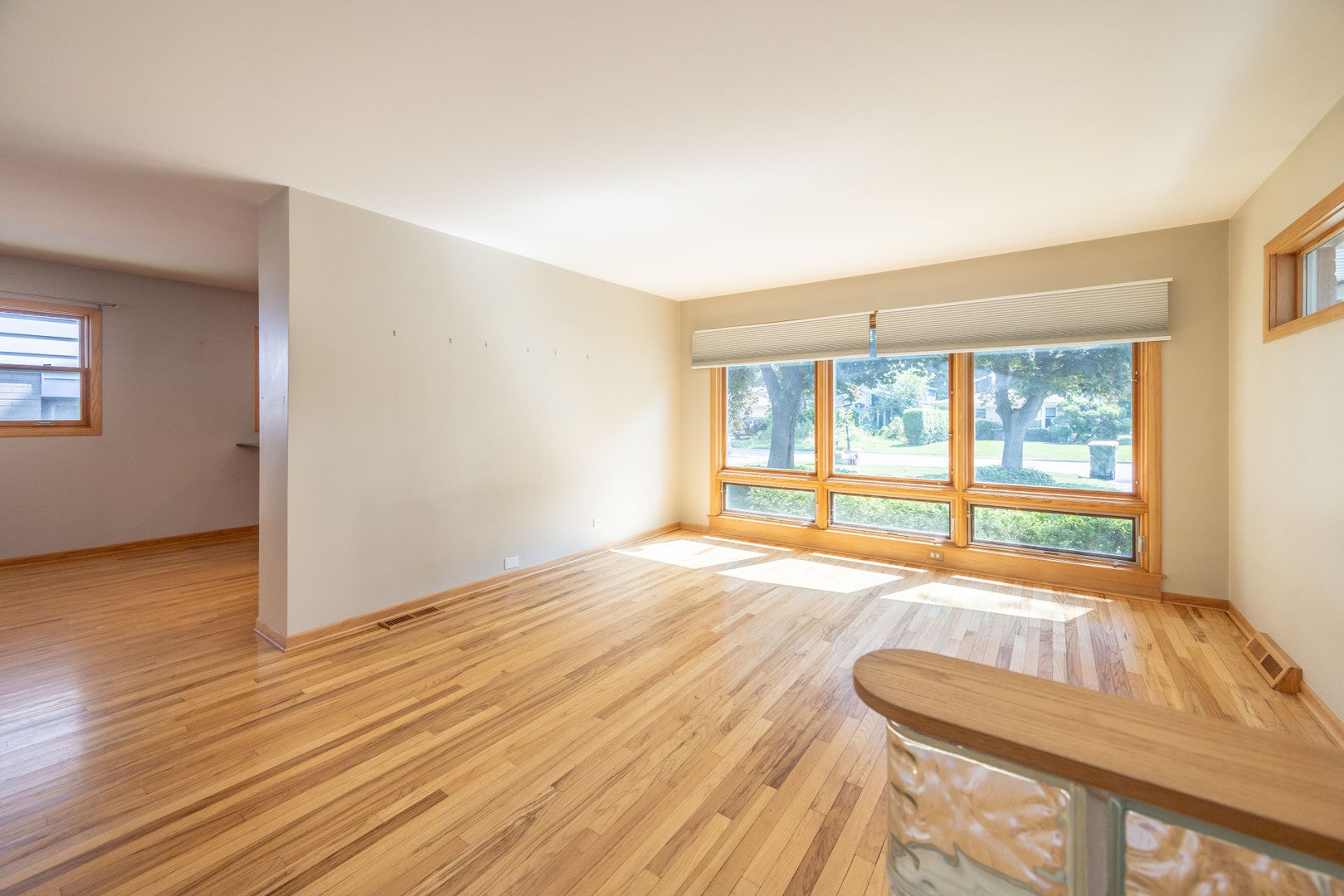 106 W Cedar Street