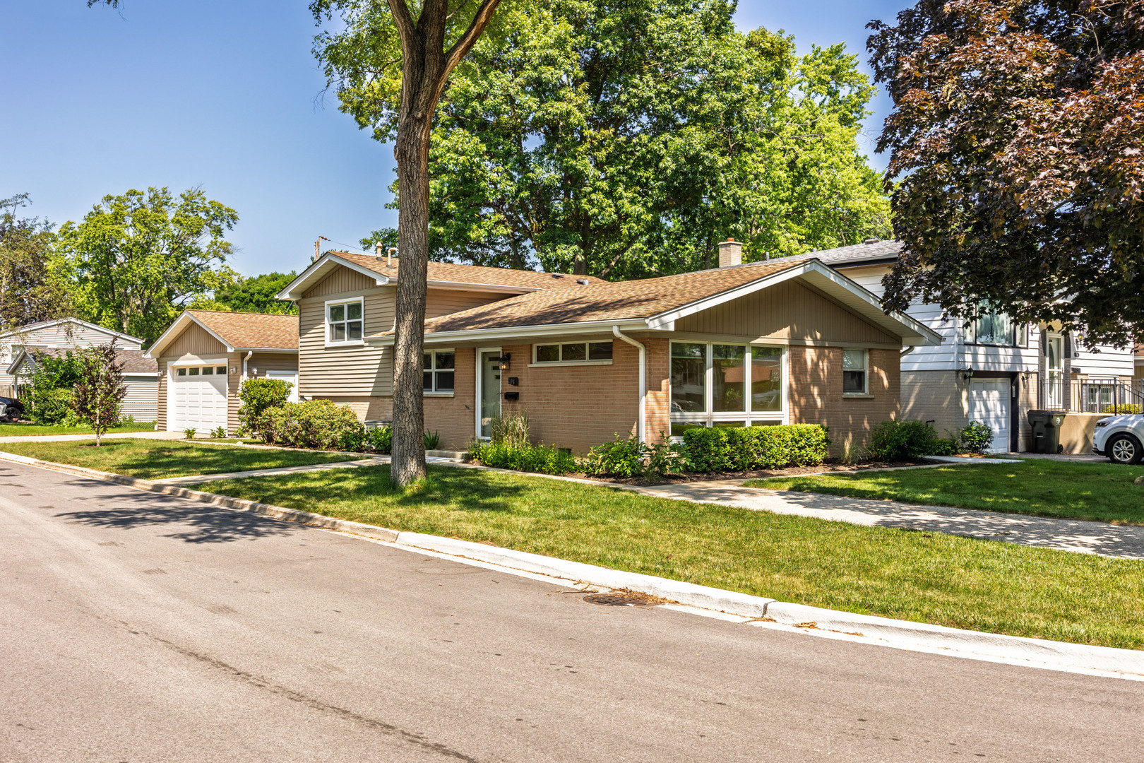 106 W Cedar Street