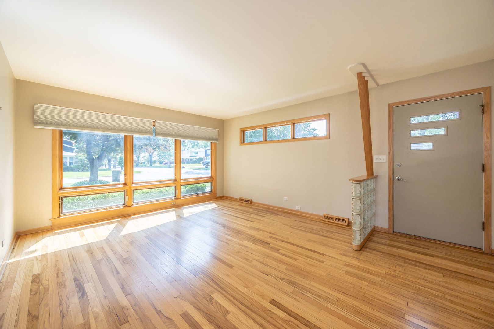 106 W Cedar Street