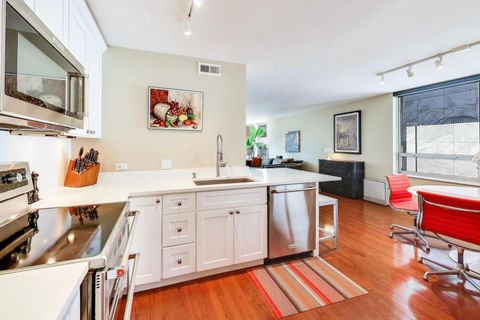 Tiny photo for 201 E Chestnut Street #22B, Chicago, IL 60611 (MLS # 12589041)
