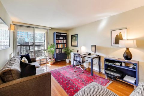 Tiny photo for 201 E Chestnut Street #22B, Chicago, IL 60611 (MLS # 12589041)