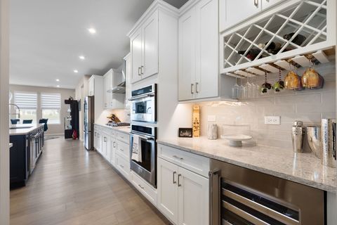 Tiny photo for 3233 Lincoln Prairie Boulevard, Aurora, IL 60503 (MLS # 12422507)