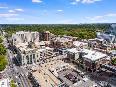 Tiny photo for 7308 CIRCLE Avenue #2M, Forest Park, IL 60130 (MLS # 12642885)