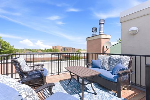 Tiny photo for 7308 CIRCLE Avenue #2M, Forest Park, IL 60130 (MLS # 12642885)