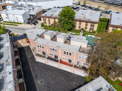 Tiny photo for 7308 CIRCLE Avenue #2M, Forest Park, IL 60130 (MLS # 12642885)