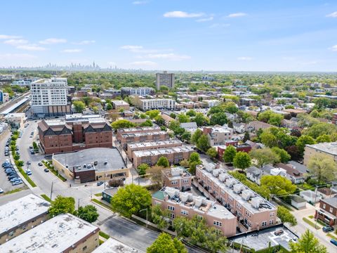 Tiny photo for 7308 CIRCLE Avenue #2M, Forest Park, IL 60130 (MLS # 12642885)