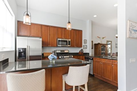 Tiny photo for 7308 CIRCLE Avenue #2M, Forest Park, IL 60130 (MLS # 12642885)