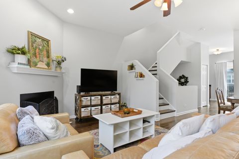 Tiny photo for 7308 CIRCLE Avenue #2M, Forest Park, IL 60130 (MLS # 12642885)