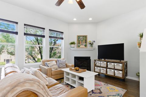 Tiny photo for 7308 CIRCLE Avenue #2M, Forest Park, IL 60130 (MLS # 12642885)