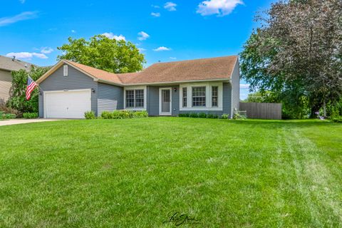 Tiny photo for 4609 W Glenbrook Trail, McHenry, IL 60050 (MLS # 12716563)