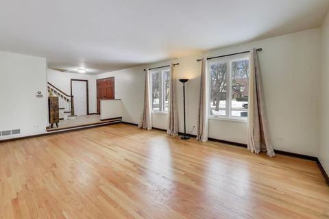 Tiny photo for 511 Mark Lane, Downers Grove, IL 60516 (MLS # 12622866)