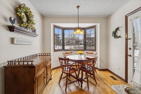 Tiny photo for 7930 W Lakeview Court #1B, Palos Heights, IL 60463 (MLS # 12556316)