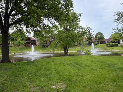 Tiny photo for 7930 W Lakeview Court #1B, Palos Heights, IL 60463 (MLS # 12556316)