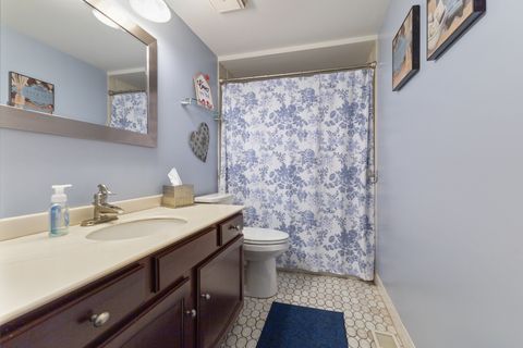 Tiny photo for 7930 W Lakeview Court #1B, Palos Heights, IL 60463 (MLS # 12556316)