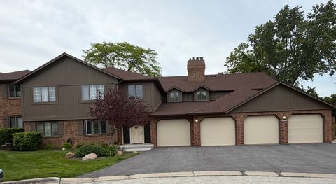 Photo of 7930 W Lakeview Court #1B, Palos Heights, IL 60463 (MLS # 12556316)