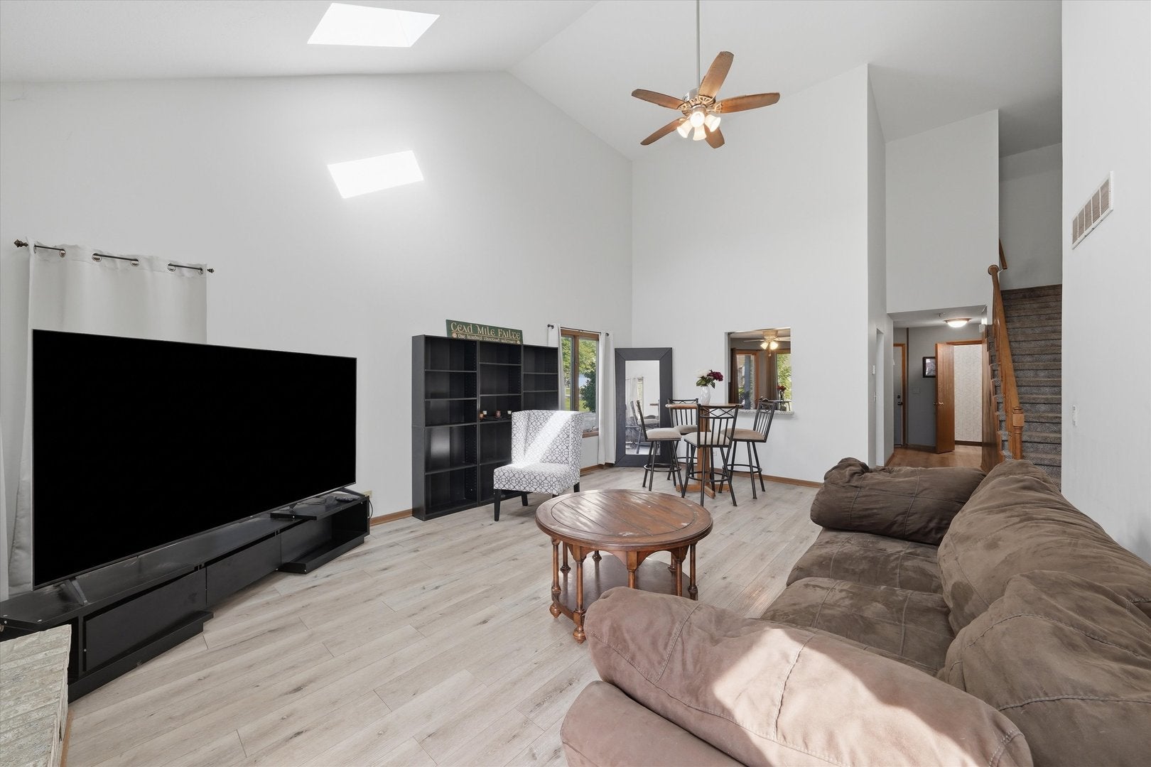 304 GRANDE Drive B