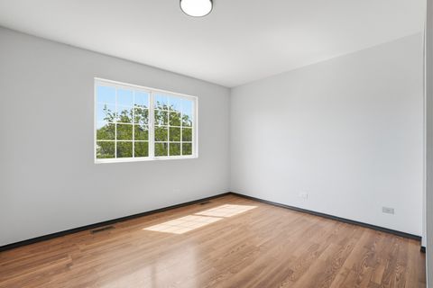 Tiny photo for 36 Bridgeview Drive, Oswego, IL 60543 (MLS # 12628789)