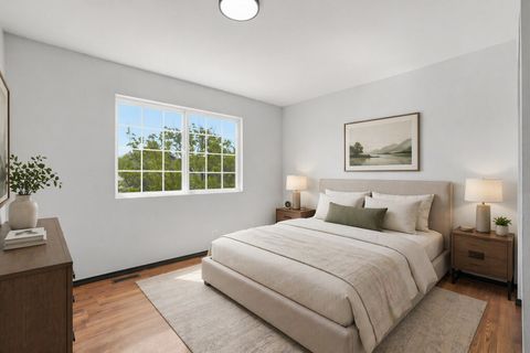 Tiny photo for 36 Bridgeview Drive, Oswego, IL 60543 (MLS # 12628789)