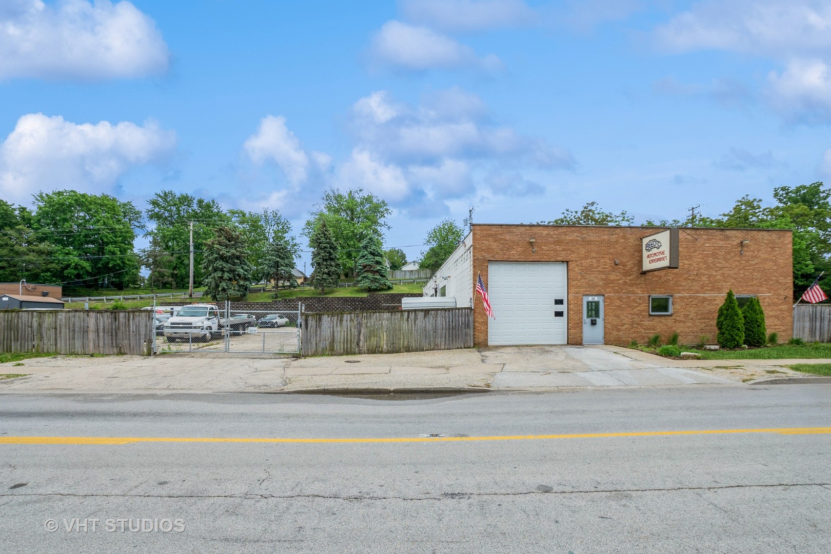 926 MAIN Street
