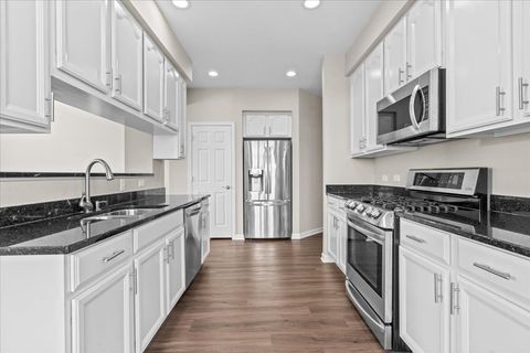 Tiny photo for 702 N KEYSTONE Lane, Vernon Hills, IL 60061 (MLS # 12609950)