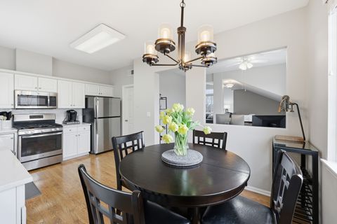 Tiny photo for 418 E Thornhill Lane #418, Palatine, IL 60074 (MLS # 12591672)