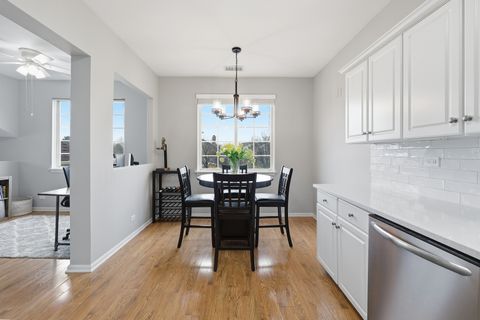 Tiny photo for 418 E Thornhill Lane #418, Palatine, IL 60074 (MLS # 12591672)