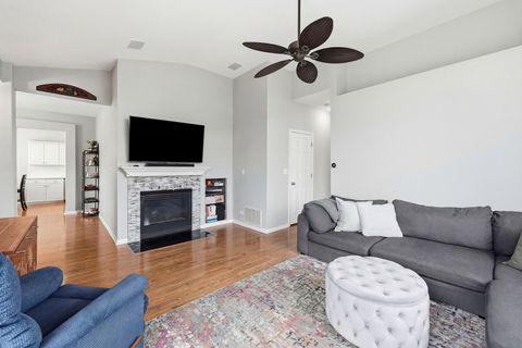 Tiny photo for 418 E Thornhill Lane #418, Palatine, IL 60074 (MLS # 12591672)