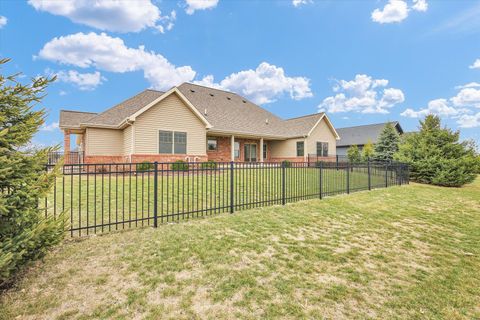 Tiny photo for 1409 Yorkshire Drive, Savoy, IL 61874 (MLS # 12545821)