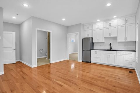 Tiny photo for 1409 Yorkshire Drive, Savoy, IL 61874 (MLS # 12545821)