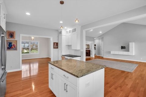 Tiny photo for 1409 Yorkshire Drive, Savoy, IL 61874 (MLS # 12545821)