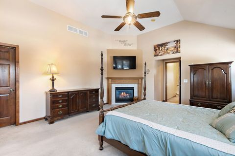 Tiny photo for 716 Surrey Lane, Sleepy Hollow, IL 60118 (MLS # 12515742)