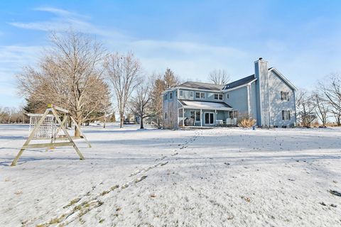 Tiny photo for 716 Surrey Lane, Sleepy Hollow, IL 60118 (MLS # 12515742)