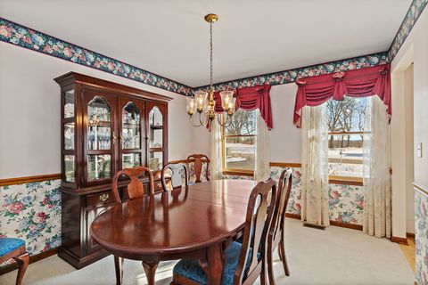 Tiny photo for 716 Surrey Lane, Sleepy Hollow, IL 60118 (MLS # 12515742)