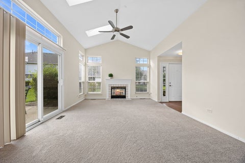 Tiny photo for 460 Mayflower Lane #4, Bartlett, IL 60103 (MLS # 12735979)