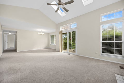 Tiny photo for 460 Mayflower Lane #4, Bartlett, IL 60103 (MLS # 12735979)