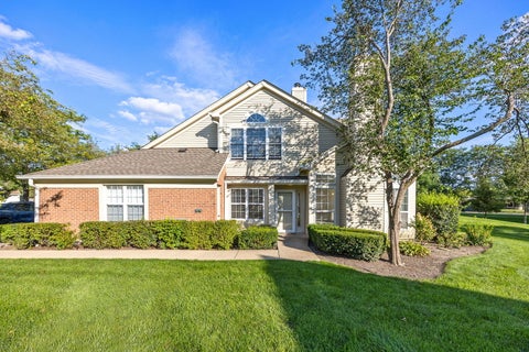 Tiny photo for 460 Mayflower Lane #4, Bartlett, IL 60103 (MLS # 12735979)