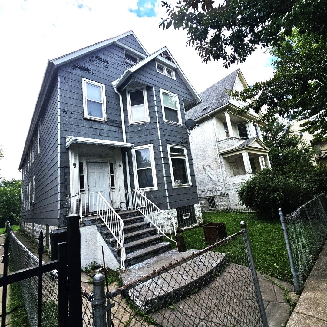 319 N Lotus Avenue