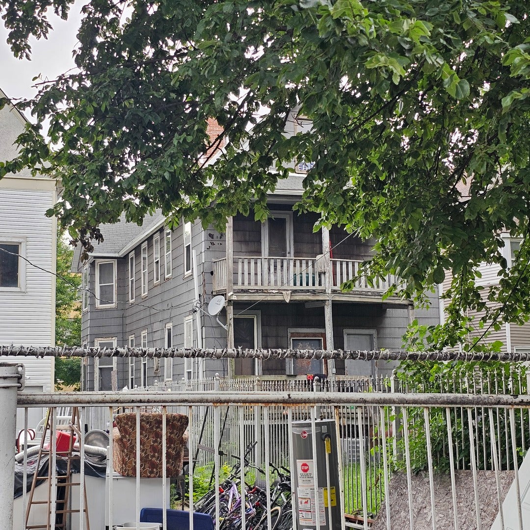 319 N Lotus Avenue