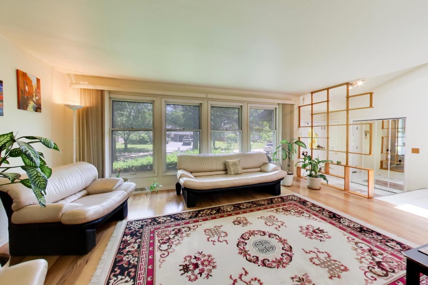 3214 River Falls Drive