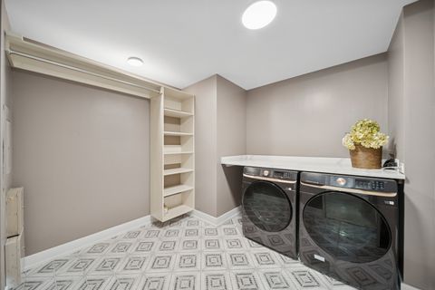 Tiny photo for 680 N Lake Shore Drive #604, Chicago, IL 60611 (MLS # 12487093)