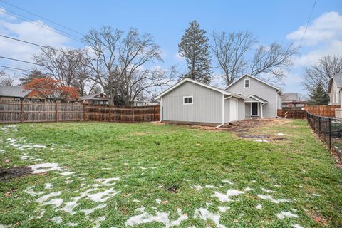 Tiny photo for 247 N West Road, Lombard, IL 60148 (MLS # 12535303)
