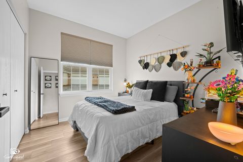 Tiny photo for 15958 Buckner Pond Way, Crest Hill, IL 60403 (MLS # 12588280)