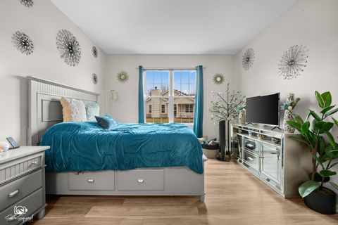 Tiny photo for 15958 Buckner Pond Way, Crest Hill, IL 60403 (MLS # 12588280)