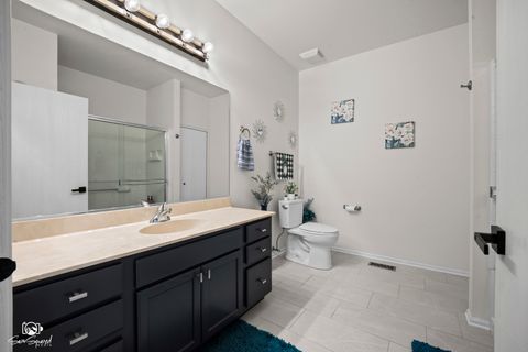 Tiny photo for 15958 Buckner Pond Way, Crest Hill, IL 60403 (MLS # 12588280)